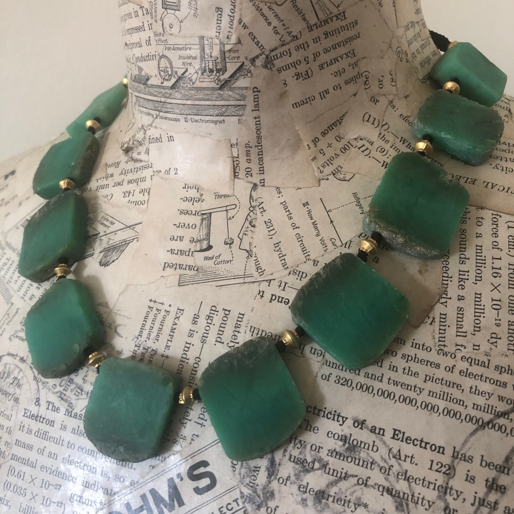 Handmade chrysoprase necklace with gold beads